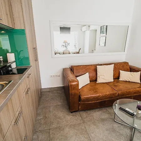Chic And Serene With Hot-tub * Vodice