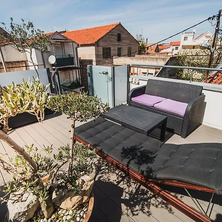 Chic And Serene With Hot-tub * Vodice