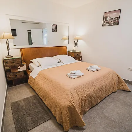 Chic And Serene With Hot-tub Vodice